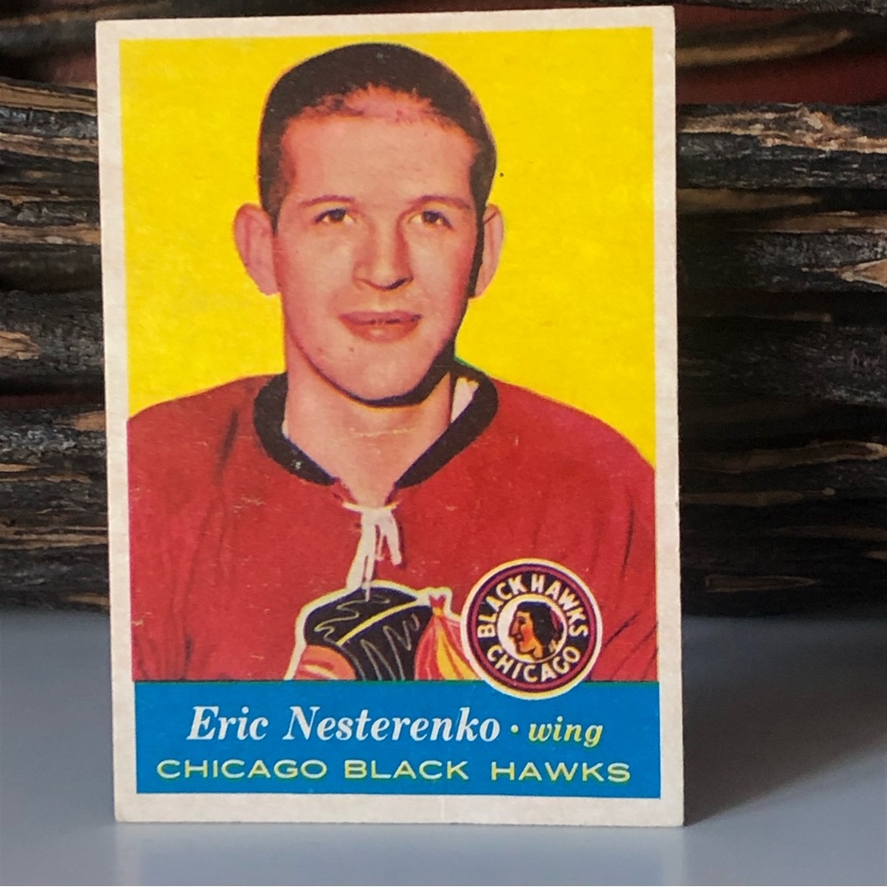 Vintage 1957-58 TOPPS Chicago Black Hawks wing Eric Nesterenko Hockey Caโฆ